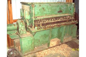 Montgomery Industries 50HD-ER  Hogs and Wood Grinders